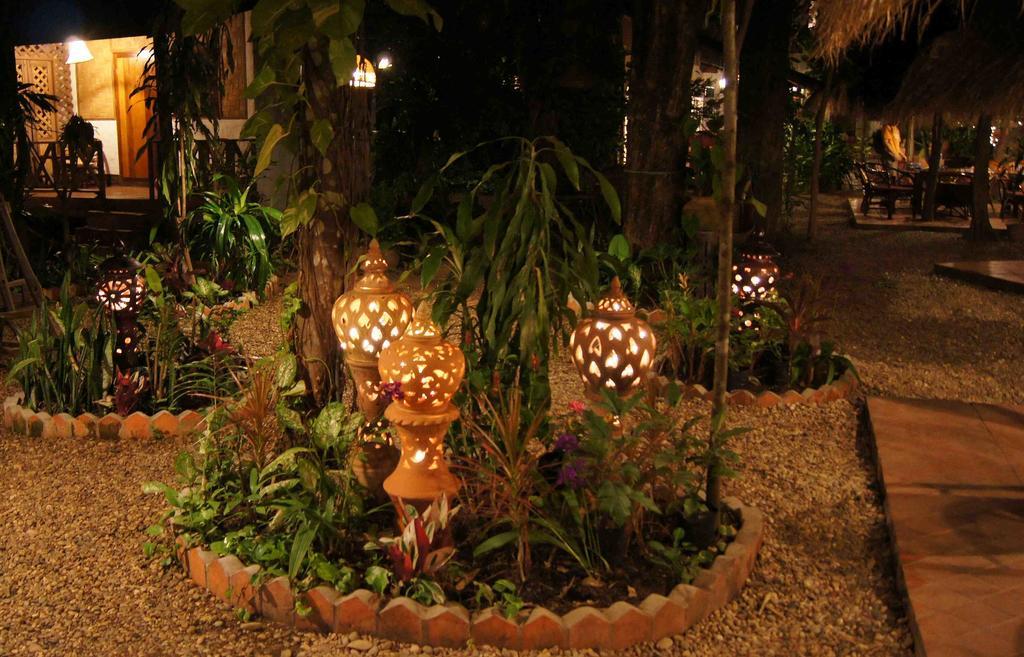 Mut Mee Garden Guest House Nongkhaj Kültér fotó